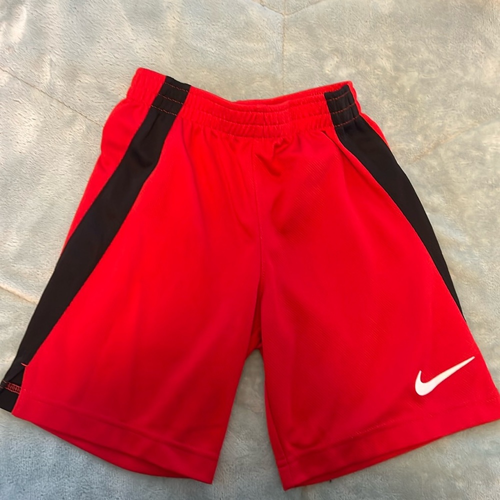 SOLD Youth Boys Nike Shorts Red Black White Heavyweight Mesh Size 7